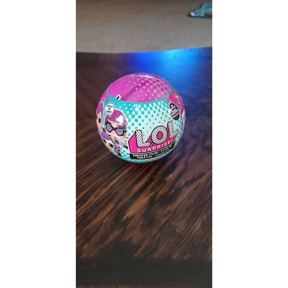 NEW COLLECTIBLE LOL SURPRISE THEATER CLUB